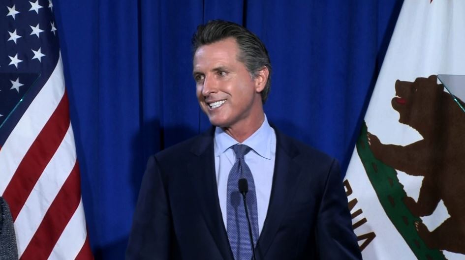 Gov. Gavin Newsom signs law for gender neutral sections in stores [Video]