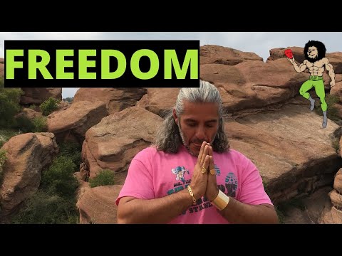 5 Years Later as a Minimalist (HINT… Letting Go Is True Wealth) [Video]