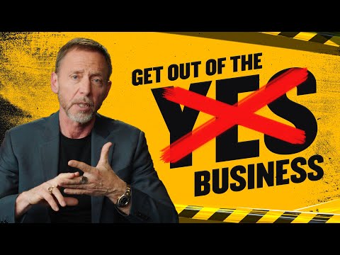 How To Handle Rejection When Communicating (Masterclass w/ Chris Voss) [Video]