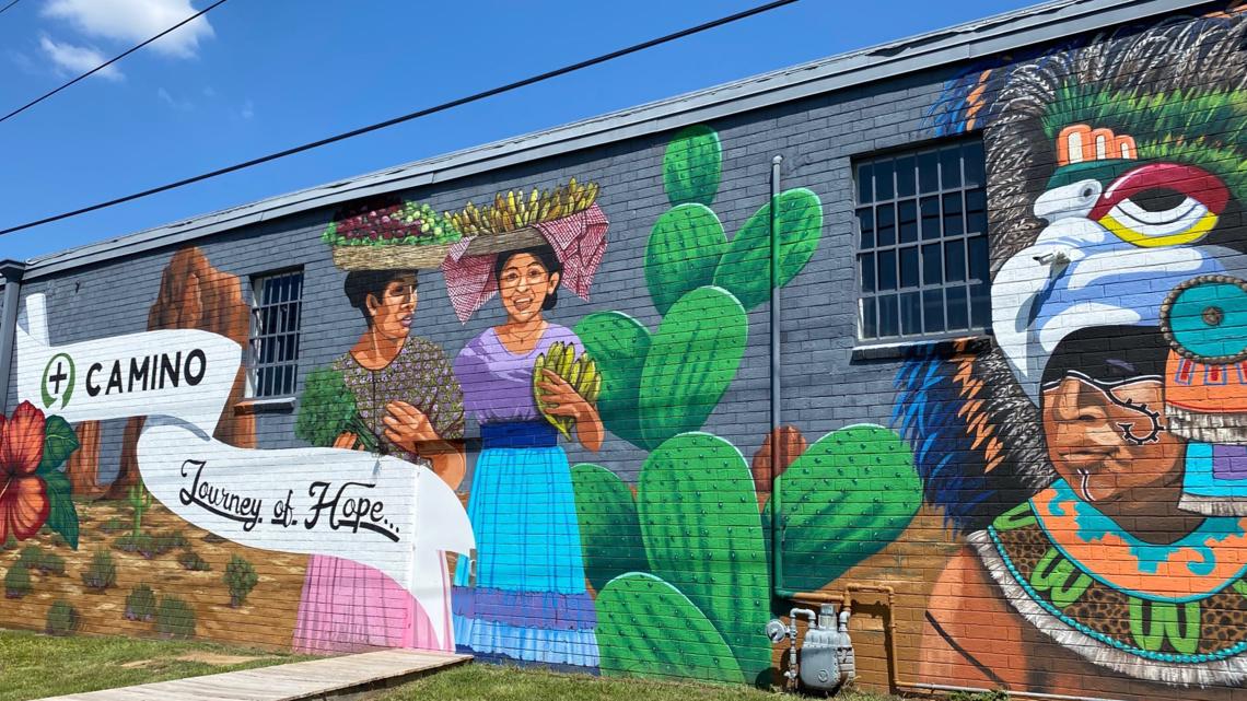 Camino Arriba helps Hispanics in Charlotte become entreprenuers [Video]