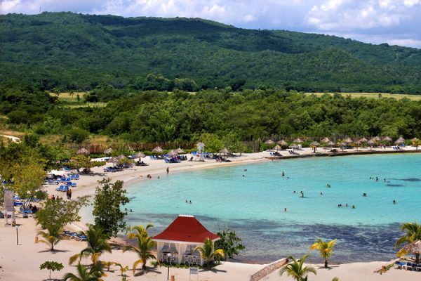 Jamaica Tourist Board Wins a Gold Award for VisitJamaica.com [Video]